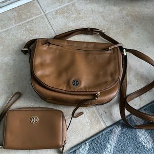Tory Burch crossbody and matching wallet